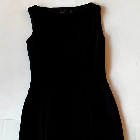 Tahari Arthur S Levine Sleeveless Black Womens Formal Sheath Dress Size 2 - Picture 1 of 4